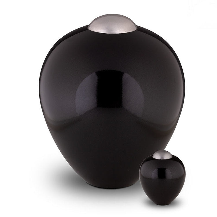 Metalen urn Onyx zwart met elegant design Amore