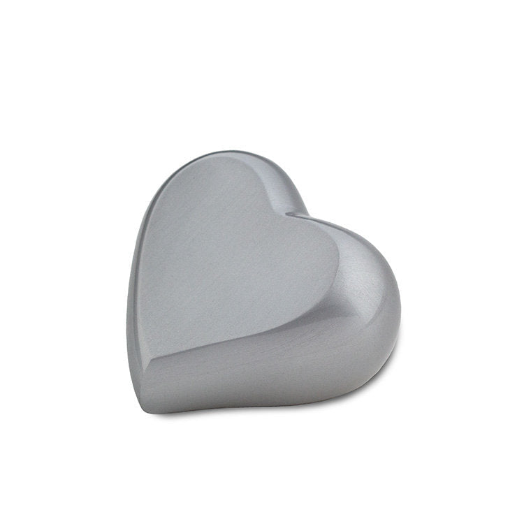 Metalen keepsake urn messing met lief hartvormig design