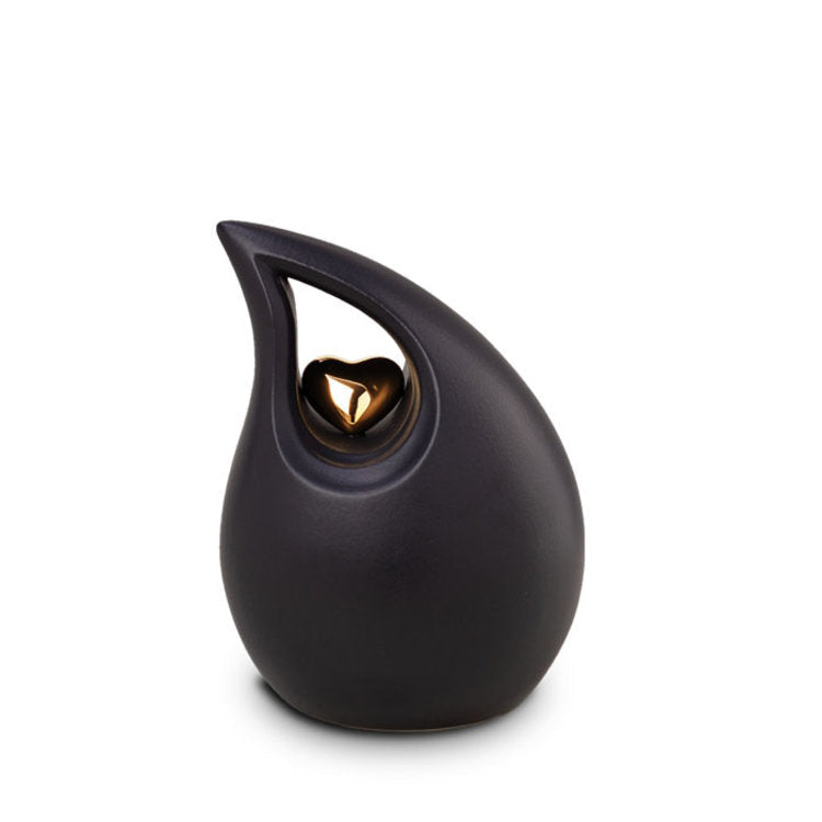 Keramische medium urn met kleurrijk karakter